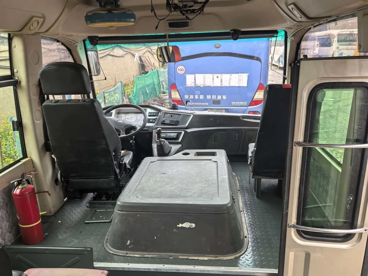 Dongfeng EQ6606