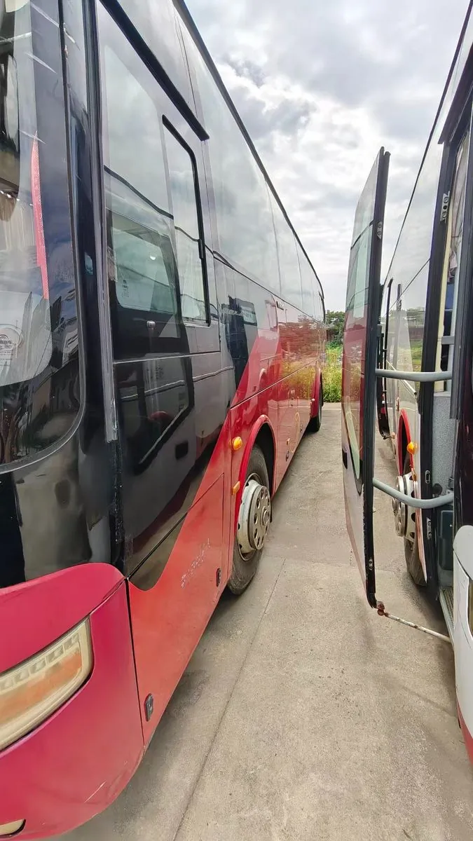 Yutong ZK6107
