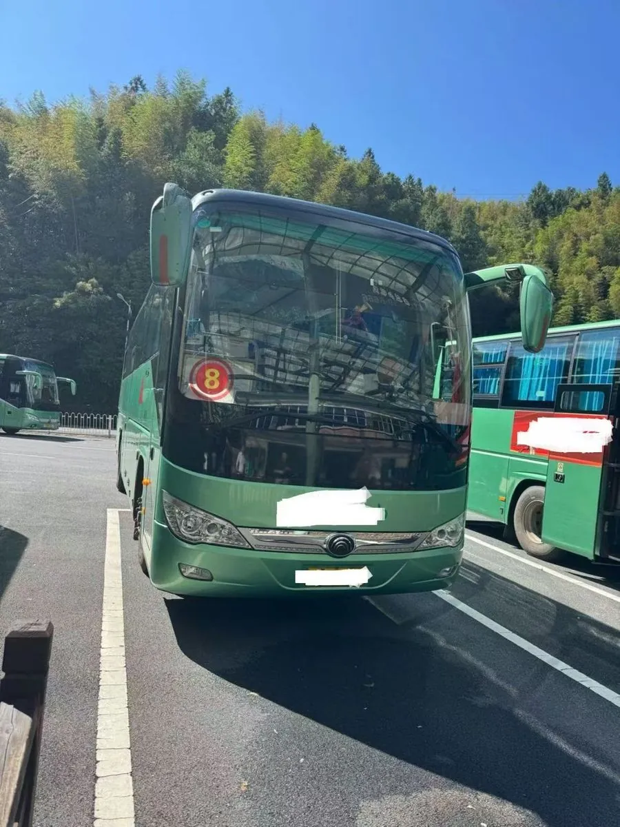 Yutong ZK6107