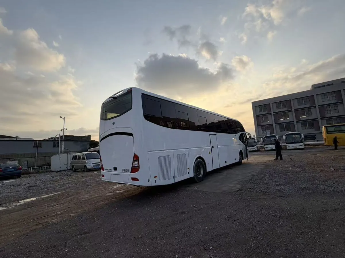 Yutong ZK6122