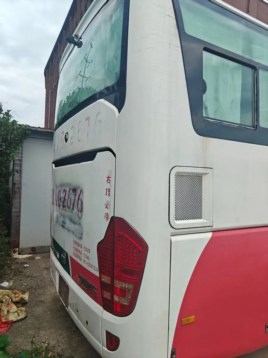 Yutong ZK6122