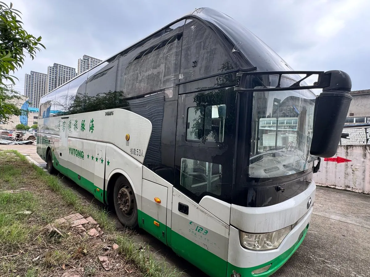 Yutong ZK6122