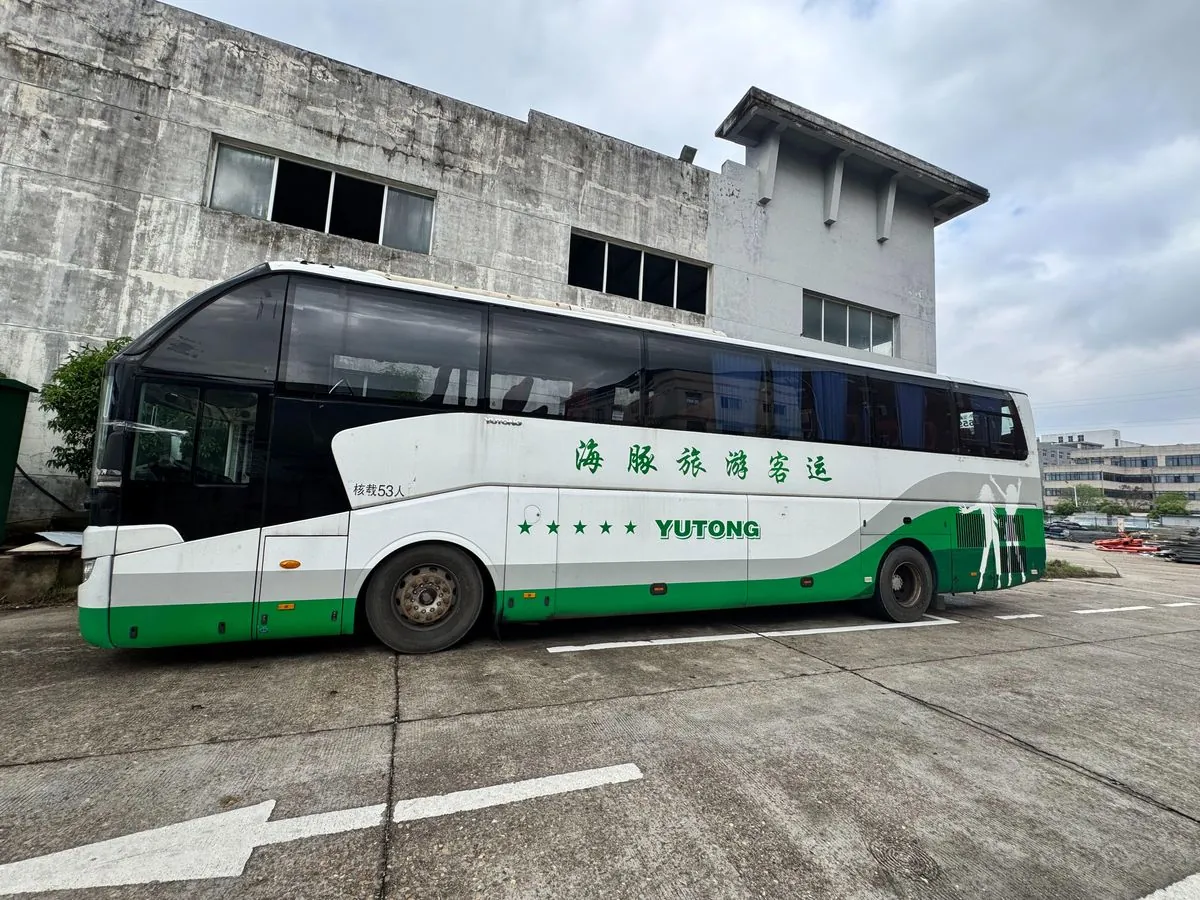 Yutong ZK6122