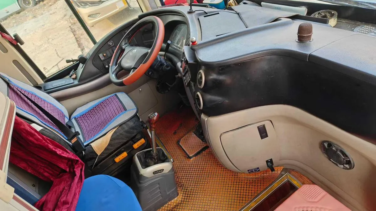 Yutong ZK6127