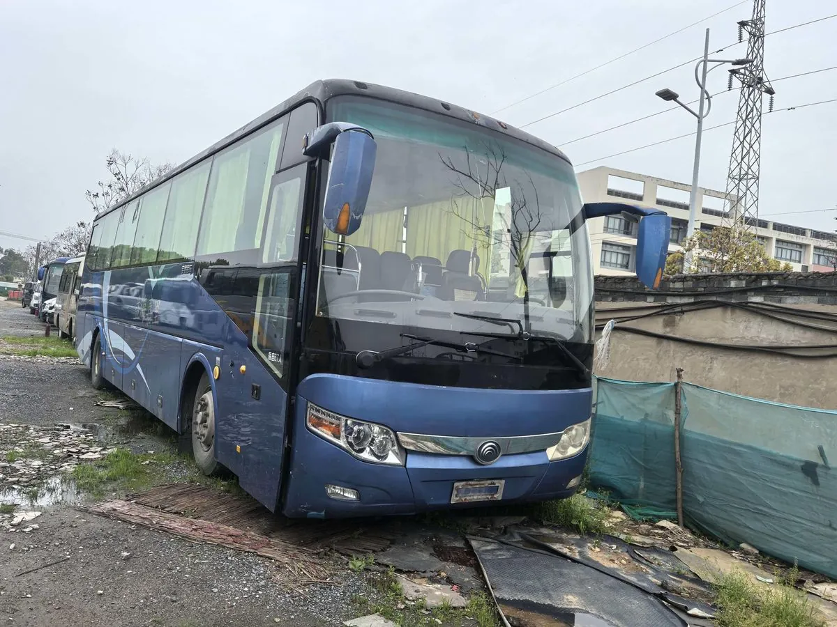 Yutong ZK6127