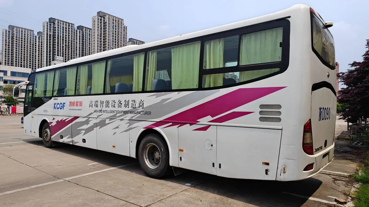 Yutong ZK6127