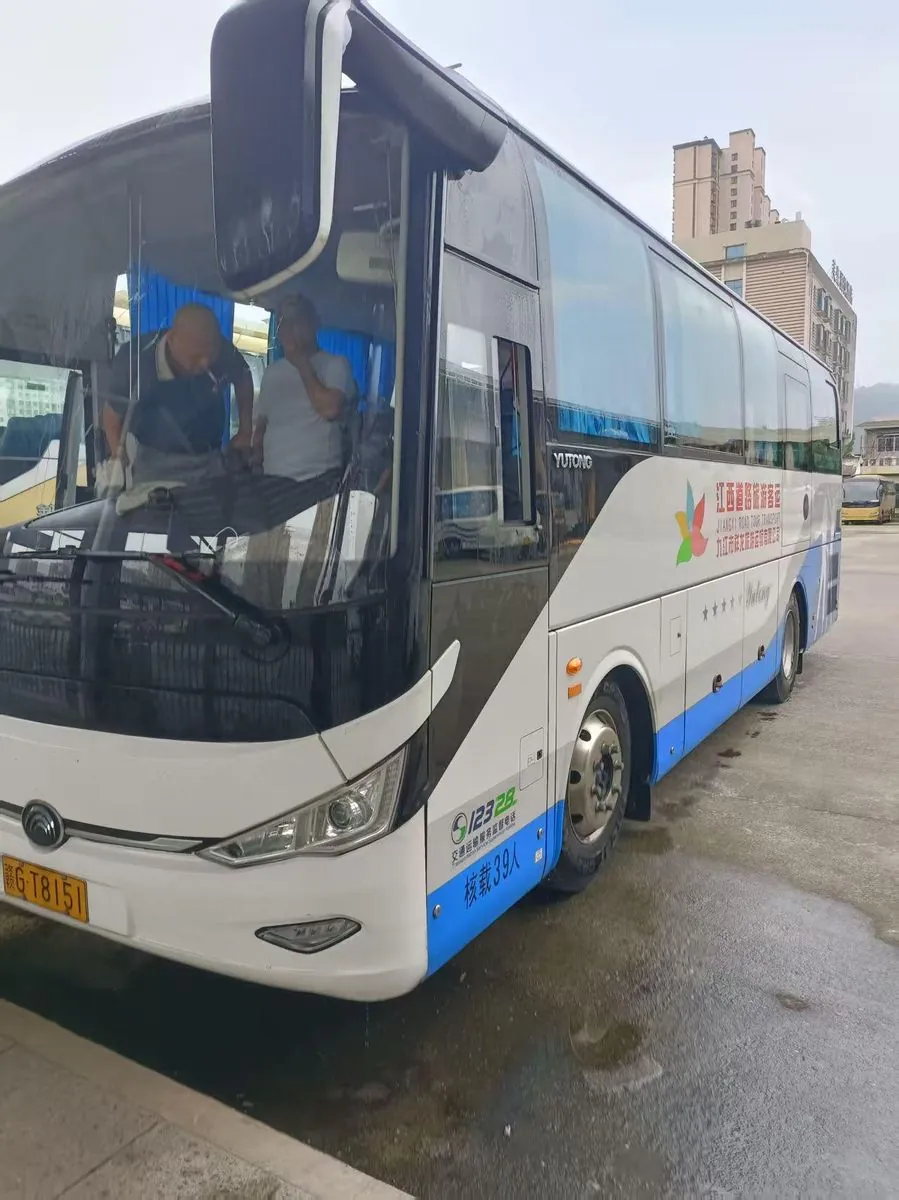 Yutong ZK6907